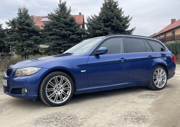 BMW Seria 3 cena 26900 przebieg: 259000, rok produkcji 2010 z Chocz małe 466